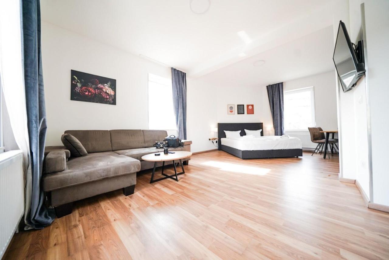 Hotel Zur Alten Stadtkellerei 라이프치히 외부 사진 A typical studio apartment