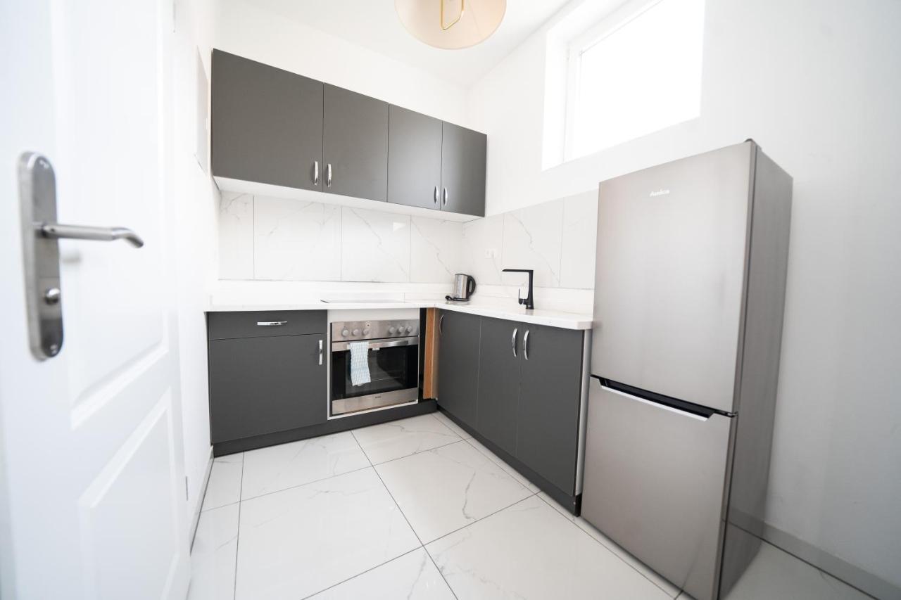 Hotel Zur Alten Stadtkellerei 라이프치히 외부 사진 A modern kitchen