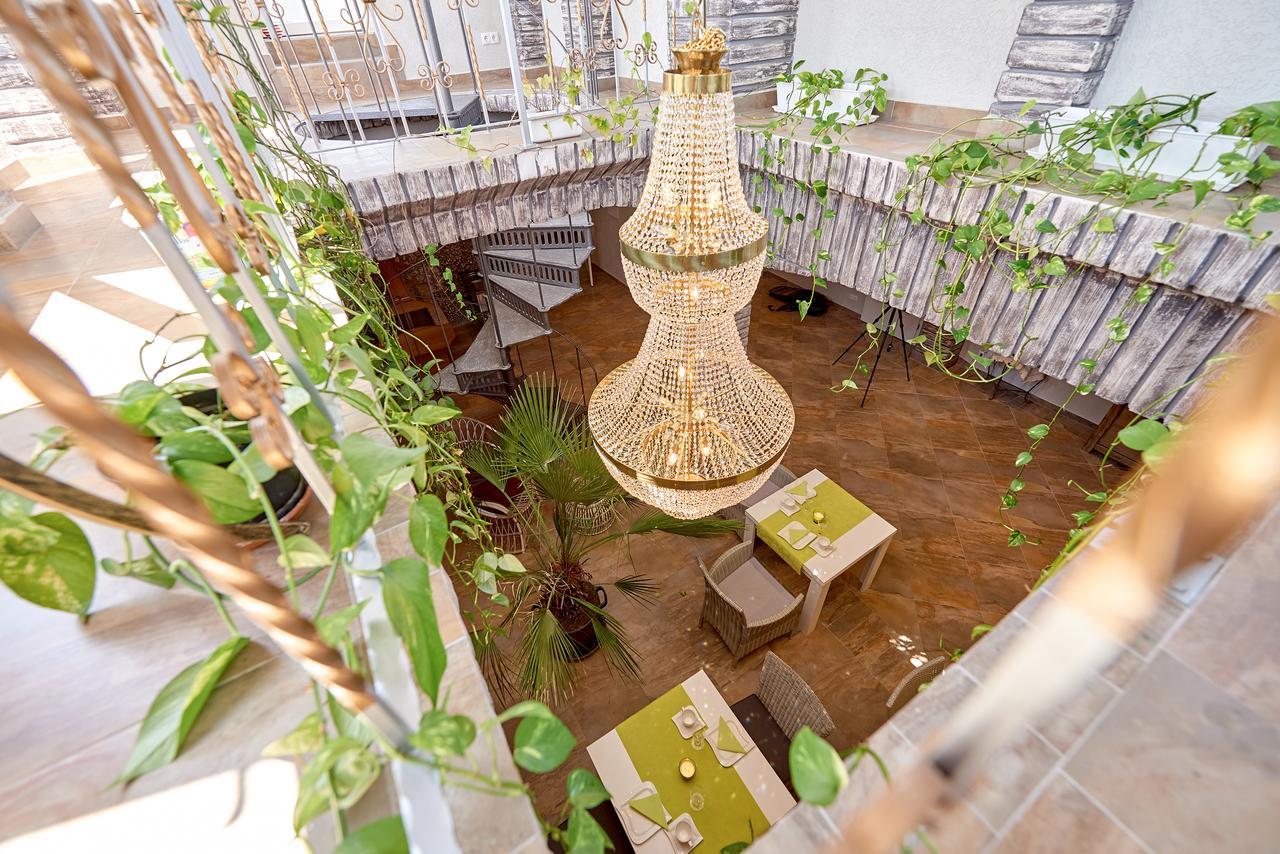 Hotel Zur Alten Stadtkellerei 라이프치히 외부 사진 Interior of the restaurant